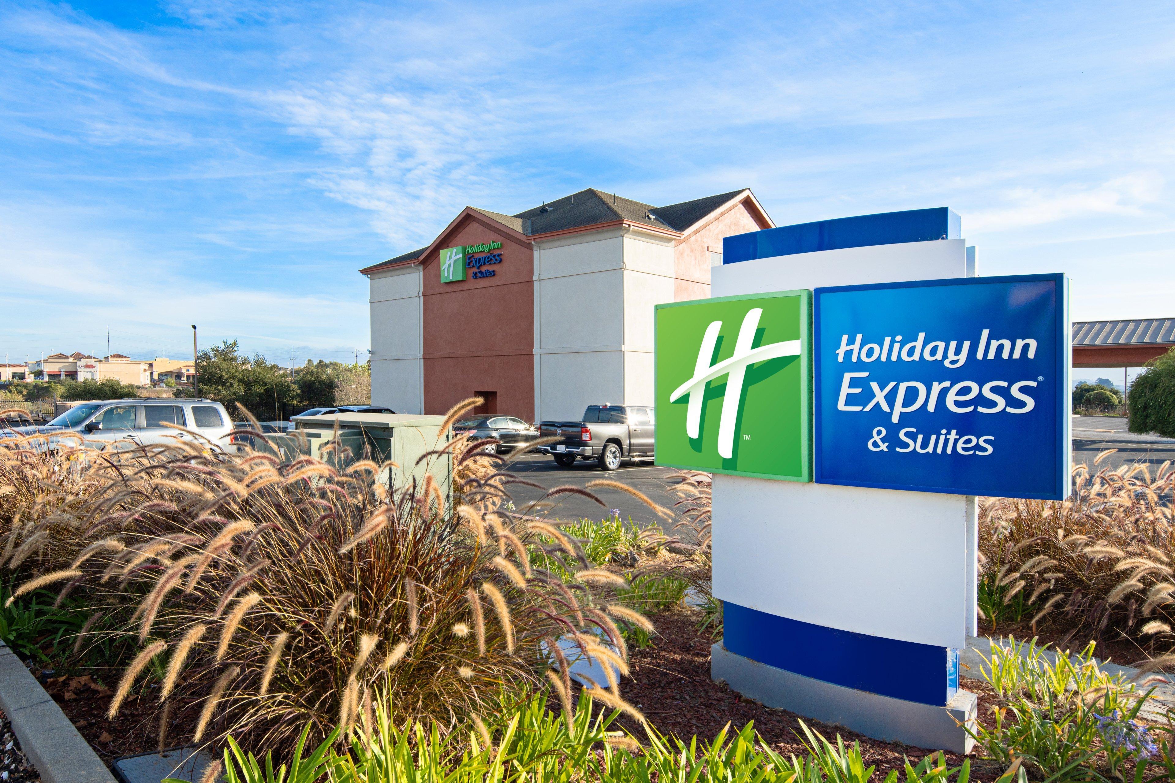 Holiday Inn Express & Suites Watsonville By Ihg מראה חיצוני תמונה