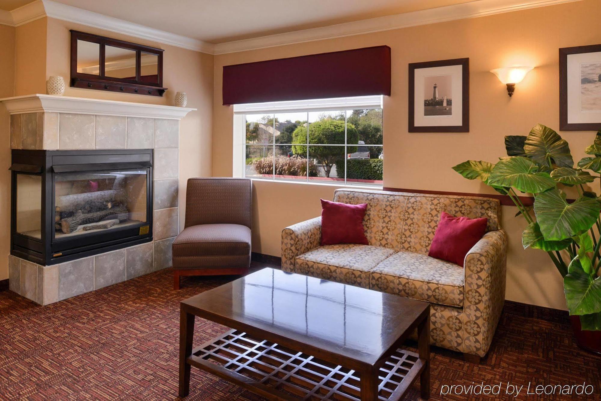 Holiday Inn Express & Suites Watsonville By Ihg מראה חיצוני תמונה
