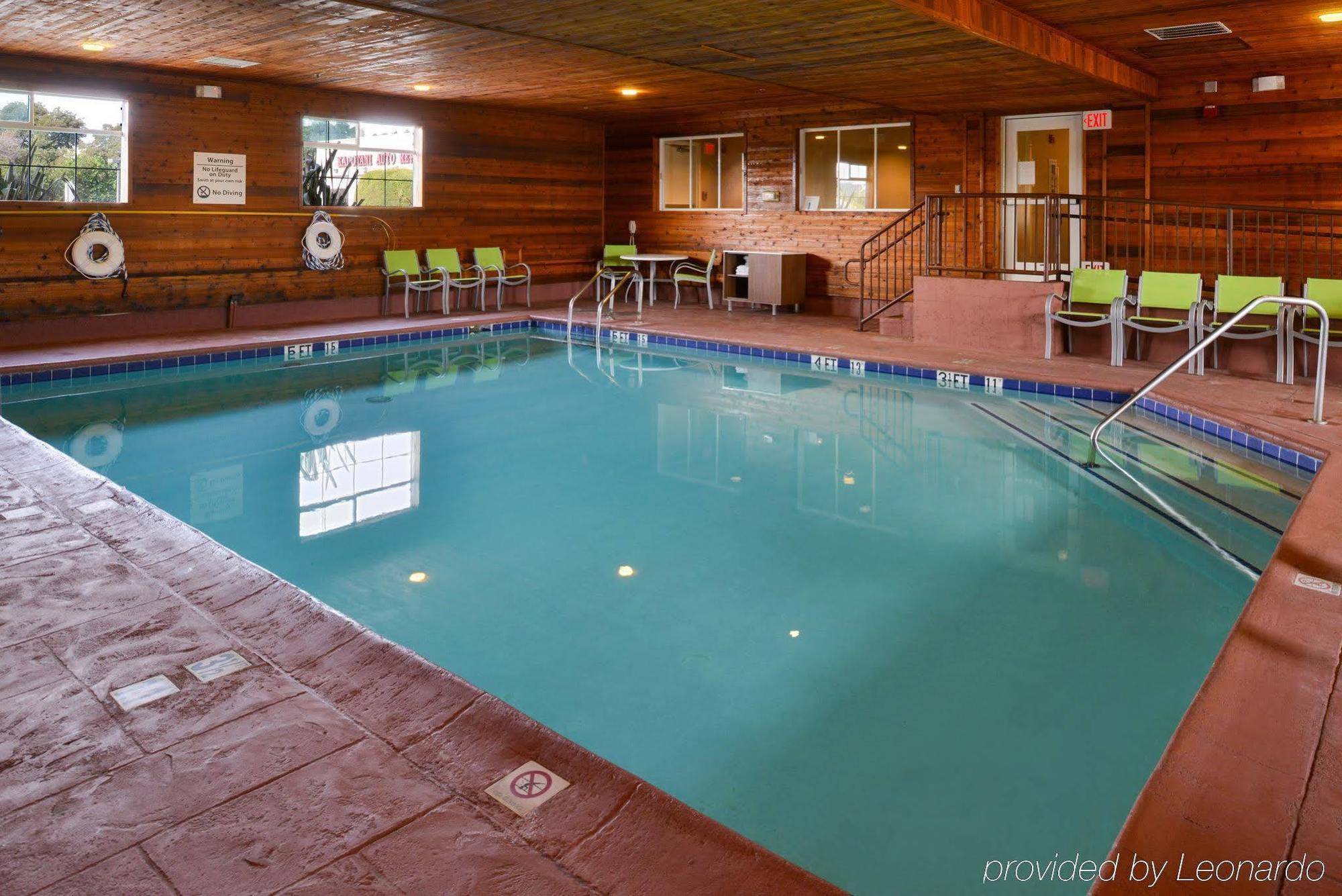 Holiday Inn Express & Suites Watsonville By Ihg מראה חיצוני תמונה